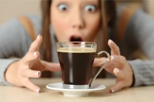 Uống cà phê nhiều có tốt không? Sai lầm thường gặp khi uống cà phê Uống quá nhiều cà phê có thể gây nghiện cafein