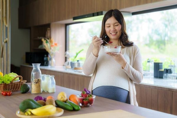 Thèm ăn ngọt là sinh con trai hay con gái? Khi mẹ bầu thèm ăn ngọt thì có khả năng cao mẹ sẽ sinh con gái