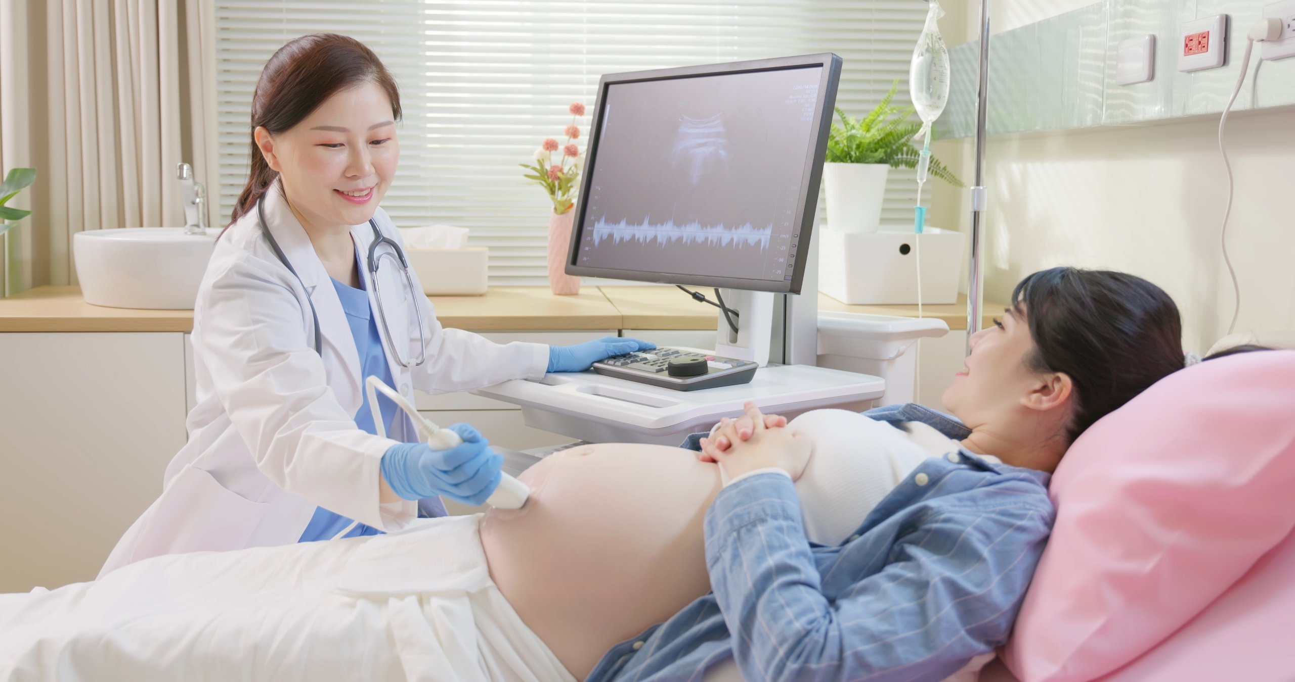 Thai chết lưu: 6 điều mà mẹ bầu nào cũng sợ hãi Khi mẹ có dấu hiệu bất thường nên tới các bệnh viện uy tín để được bác sĩ thăm khám và theo dõi