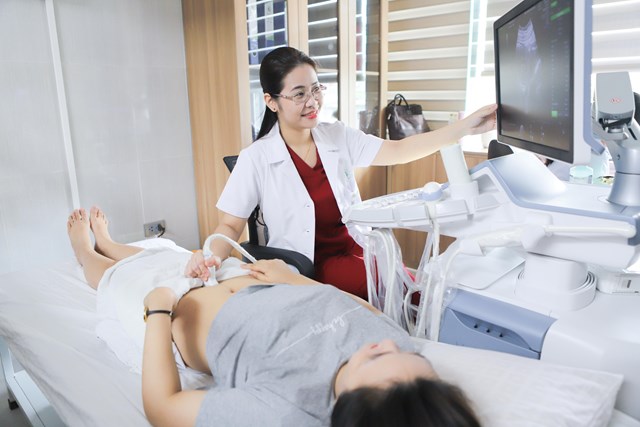 Thai phụ cần thăm khám thai kỳ đều đặn để phát hiện sớm và ngăn ngừa bệnh kịp thời